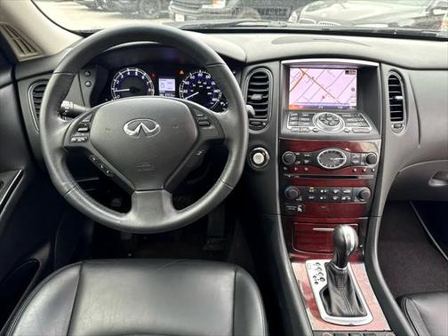 2017 INFINITI QX50 Base