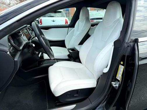 2018 Tesla Model S 100D