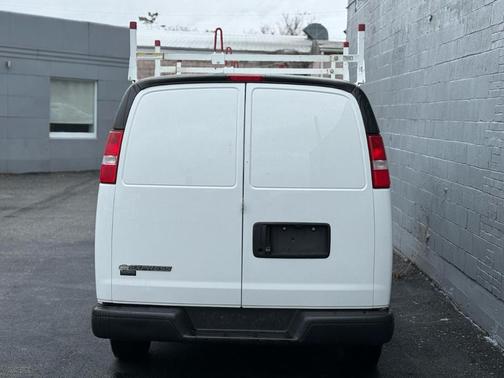 2021 Chevrolet Express 2500 Work Van