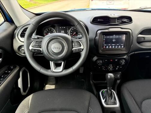 2020 Jeep Renegade Jeepster FWD