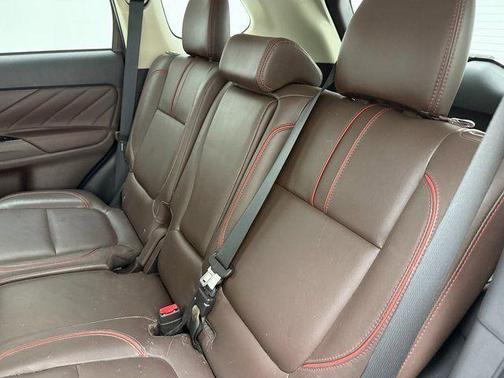 2018 Mitsubishi Outlander PHEV SEL