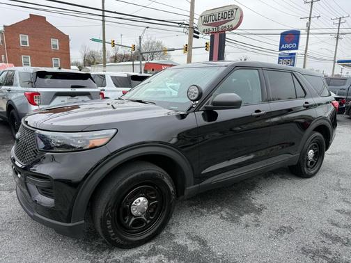 Black 2022 Ford Utility Police Interceptor Base