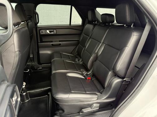 2021 Ford Utility Police Interceptor Base