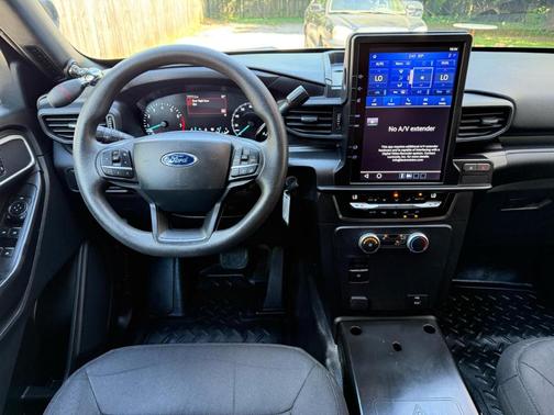 White 2022 Ford Utility Police Interceptor Base