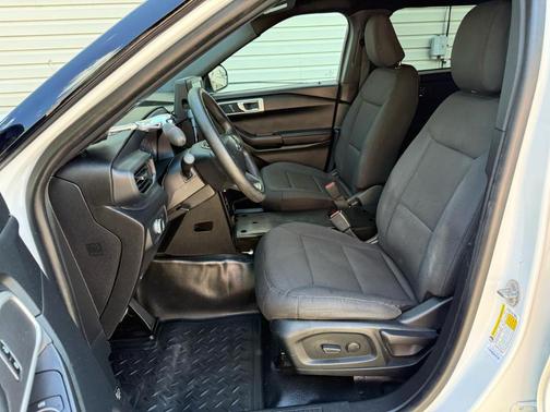 White 2022 Ford Utility Police Interceptor Base