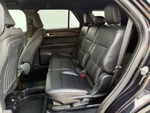 Black 2020 Ford Utility Police Interceptor Base