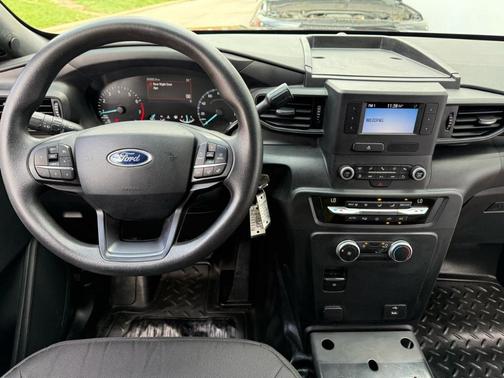 Black 2020 Ford Utility Police Interceptor Base