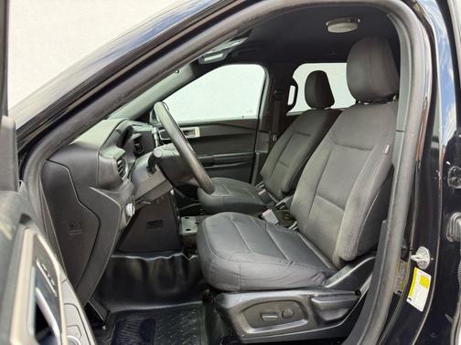 Black 2020 Ford Utility Police Interceptor Base