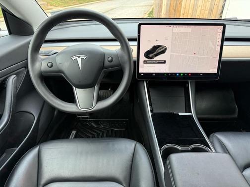 2020 Tesla Model 3 Standard Range