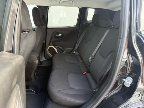 2017 Jeep Renegade Sport