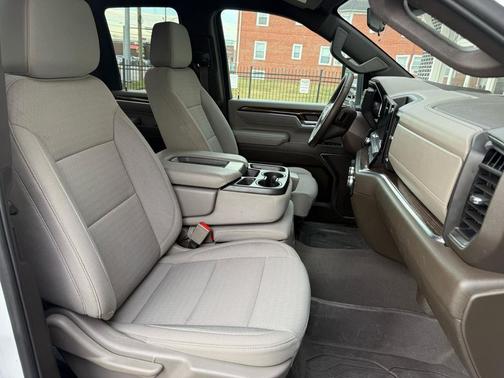 2024 GMC Sierra 2500 SLE