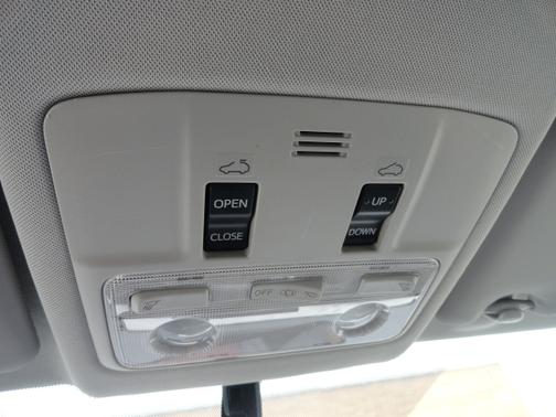 2013 Toyota RAV4 XLE for sale in Glenwood, IA - image 9