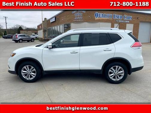2016 Nissan Rogue SV
