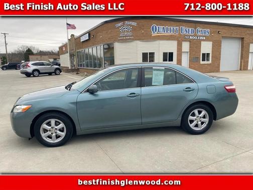 Aloe Green Metallic 2009 Toyota Camry XLE