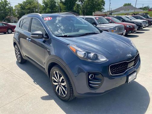 Pacific Blue 2017 Kia Sportage EX