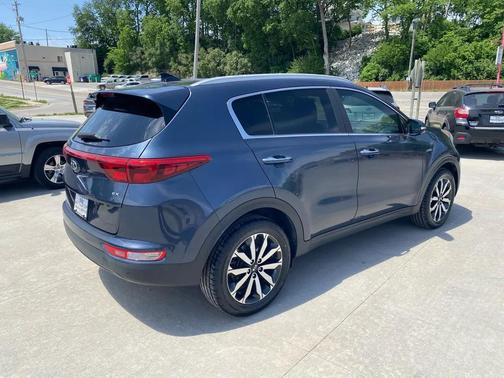 Pacific Blue 2017 Kia Sportage EX