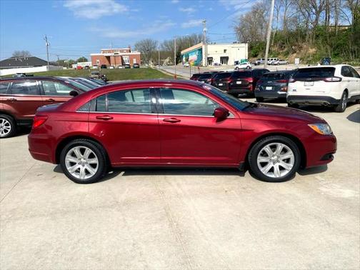2013 Chrysler 200 LX