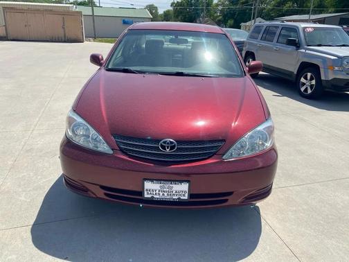 Red 2003 Toyota Camry XLE