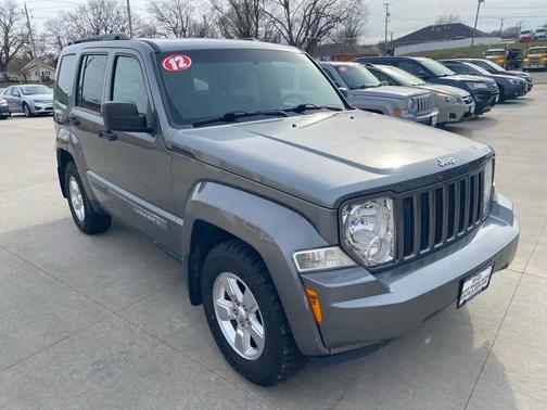 Mineral Gray Metallic Clearcoat 2012 Jeep Liberty Sport