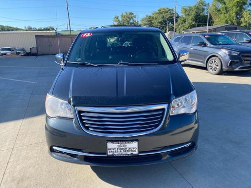 2013 Chrysler Town & Country Touring-L