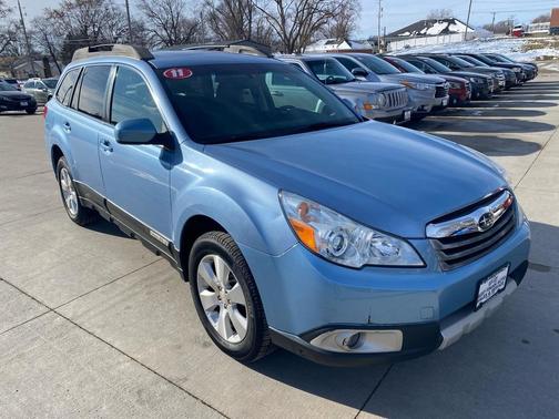 2011 Subaru Outback 3.6 R Limited