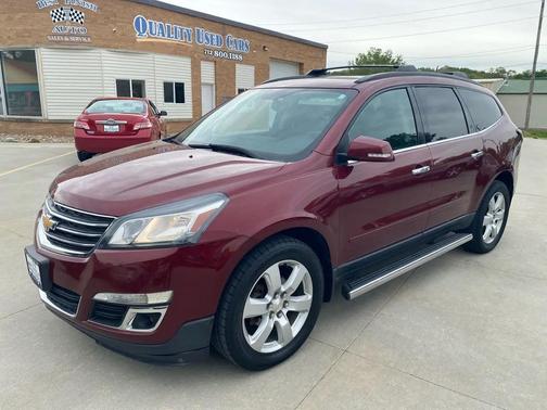 Siren Red Tintcoat 2016 Chevrolet Traverse 1LT