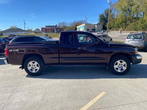 2005 Dodge Dakota SLT Club Cab
