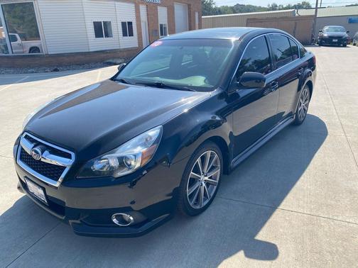 2013 Subaru Legacy Sport