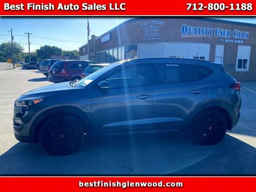 2017 Hyundai TUCSON Night