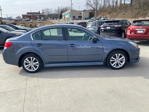 2014 Subaru Legacy Base