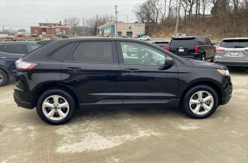 2017 Ford Edge SE