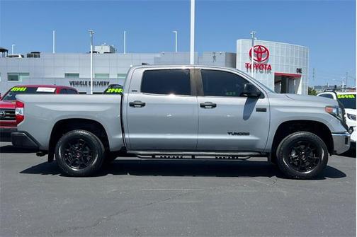 2020 Toyota Tundra SR5