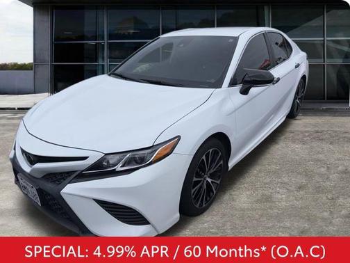 2019 Toyota Camry SE