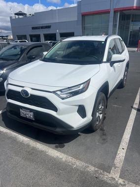 2024 Toyota RAV4 Hybrid XLE