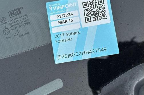 Jasmine Green Metallic 2017 Subaru Forester 2.5i Premium