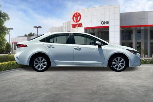 White 2022 Toyota Corolla LE