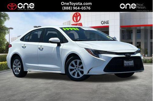 White 2022 Toyota Corolla LE