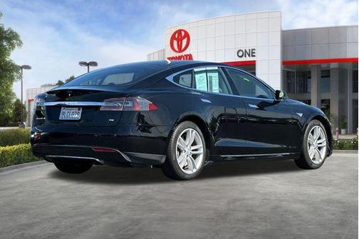 2014 Tesla Model S Base