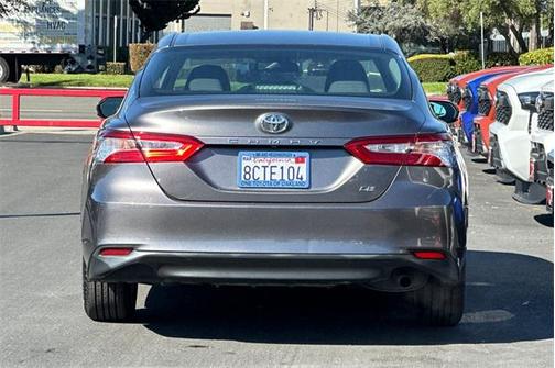 2018 Toyota Camry LE
