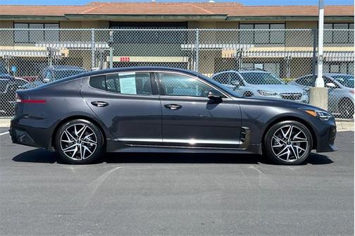 2022 Kia Stinger GT-Line