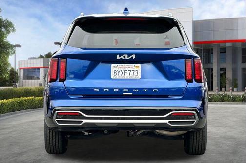 2022 Kia Sorento S