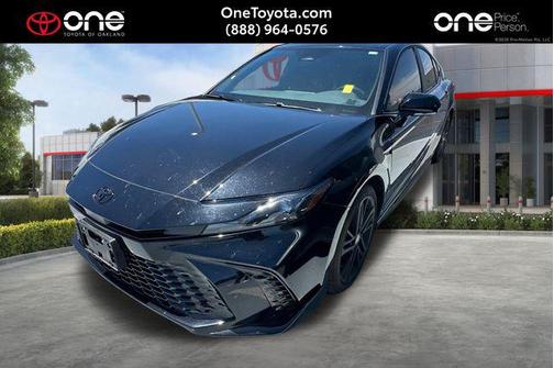 Midnight Black Metallic 2026 Toyota Camry SE