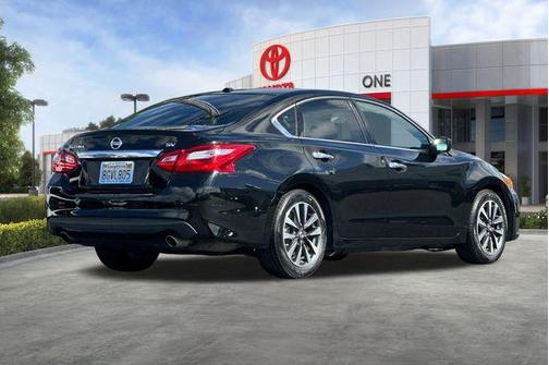 2017 Nissan Altima 2.5 SV