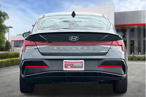 Gray 2025 Hyundai ELANTRA HEV SEL Sport