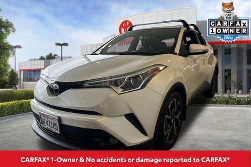 Blizzard Pearl 2018 Toyota C-HR XLE Premium