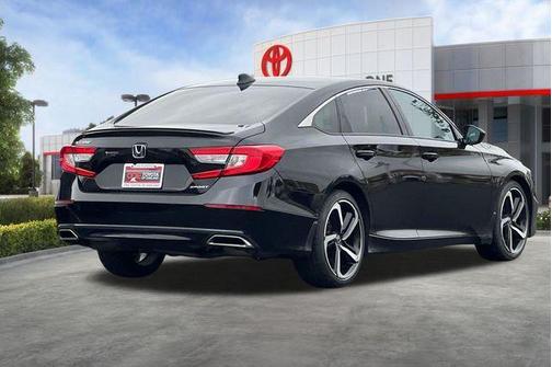 Crystal Black Pearl 2022 Honda Accord Sport 1.5T