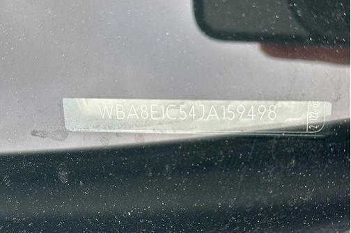 2018 BMW 330e iPerformance