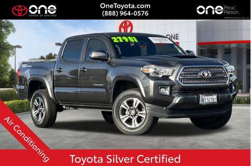 2017 Toyota Tacoma TRD Sport