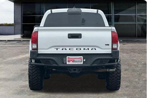 2017 Toyota Tacoma TRD Sport
