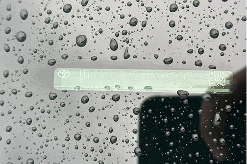 2020 Toyota RAV4 Hybrid LE